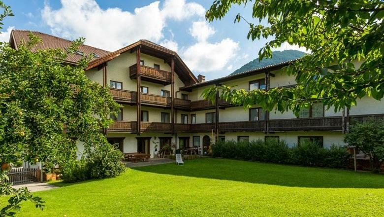 Bruckerhof Hotel Puchberg am Schneeberg Bagian luar foto